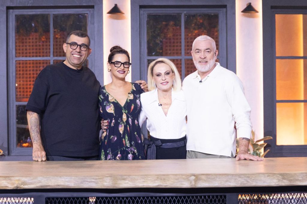 Ana Maria Braga encerra as gravações da primeira temporada de #ChefdeAltoNível