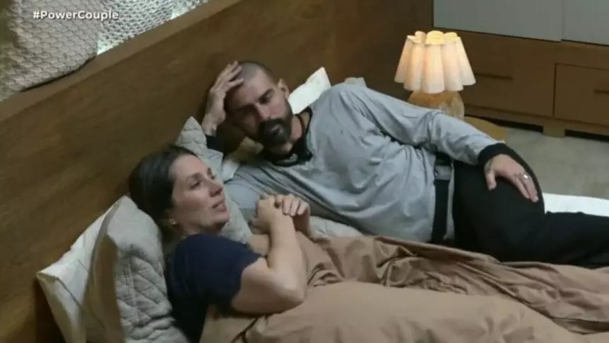 “O cara é desequilibrado”, diz Carol após não aceitar a volta de Dhomini do&nbsp;#PowerCouple