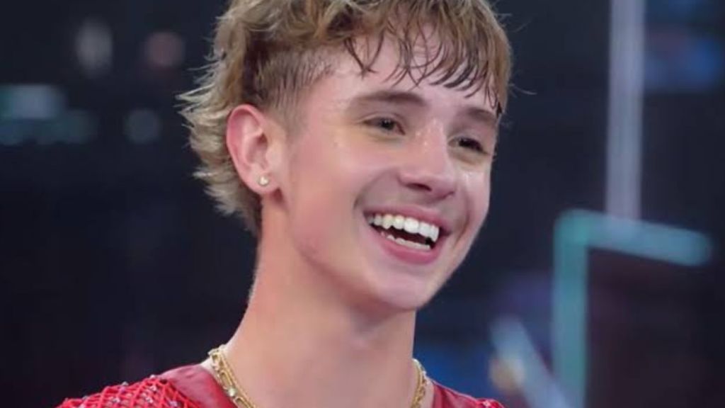 Juliano Floss posta foto sem camisa e movimenta&nbsp;web