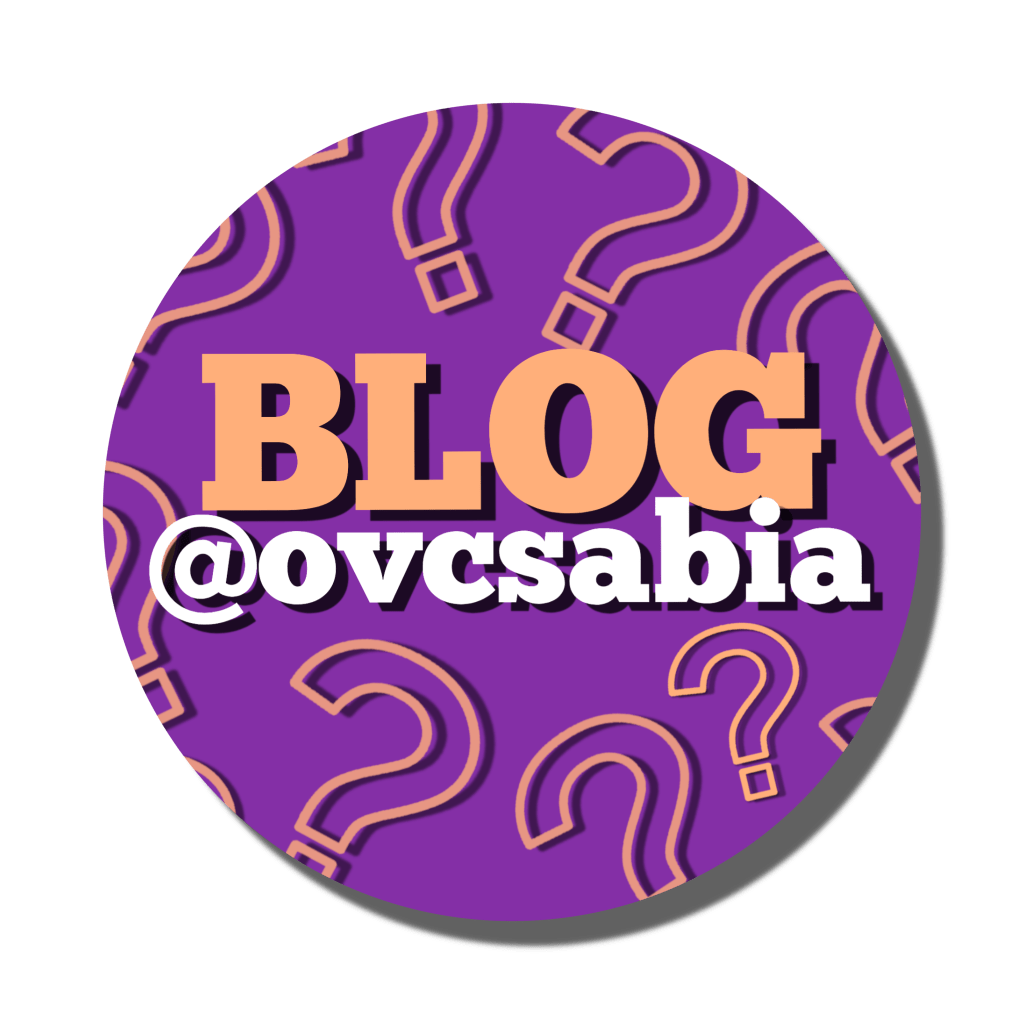 Vini JR. abraça Ancelotti após marcar o primeiro gol do Brasil contra o Paraguai 