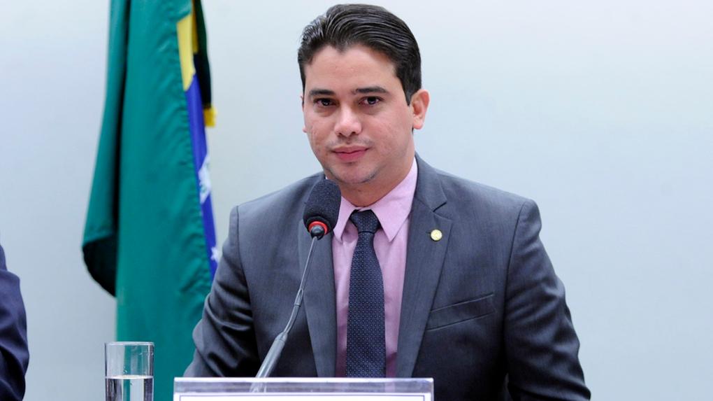 Jornal Nacional fala sobre operação da PF que investiga Deputado federal Júnior Mano por desvio de dinheiro de emendas&nbsp;parlamentares