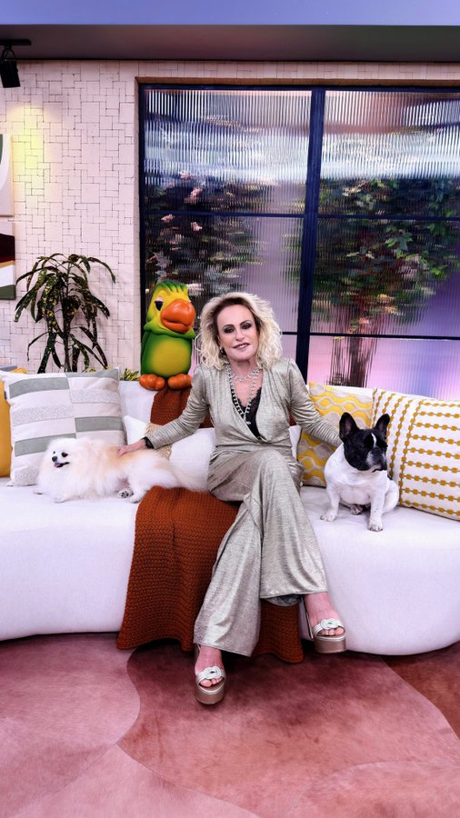 Ana Maria Braga mostra novo estúdio do “Mais&nbsp;Você”