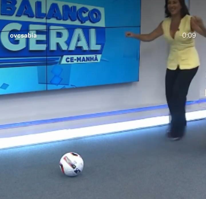 Katiúzia Rios inova ao chamar quadro de esporte durante programa BGCE