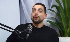 Lucas Selfie revela que pela primeira vez A Fazenda 17 terá dois banheiros na sede