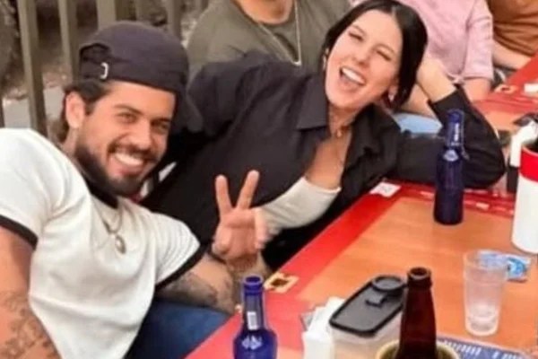 Zé Felipe e Ana Castela não se desgrudam após confirmação de&nbsp;namoro