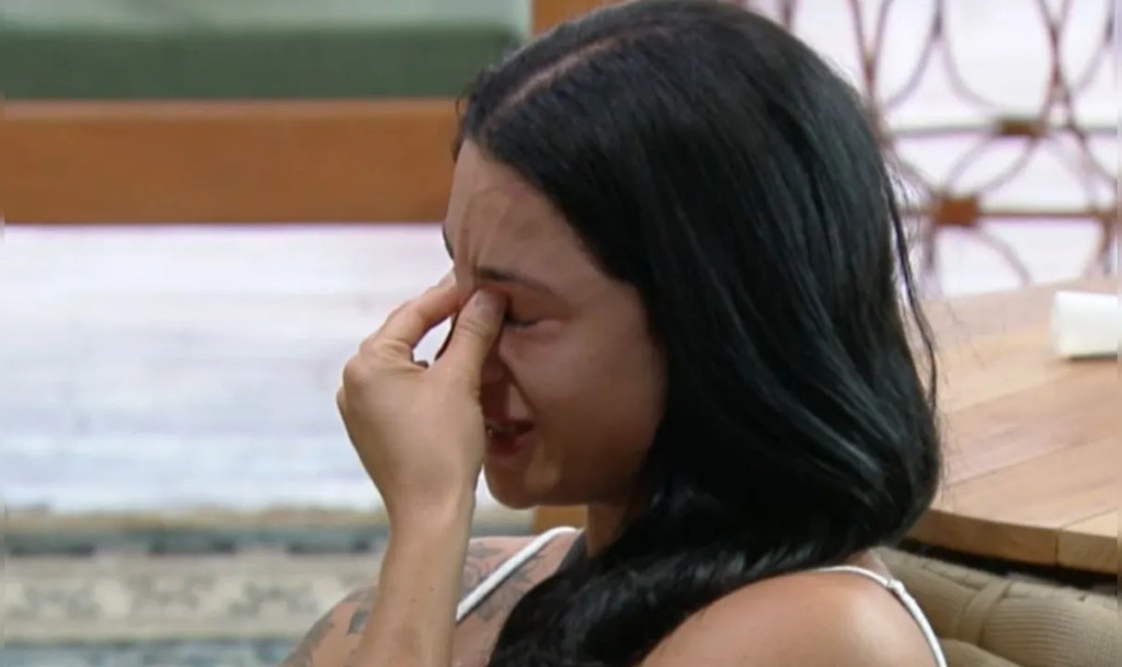 Rayane pensou em desistir após a confusão durante a #FestaAFazenda