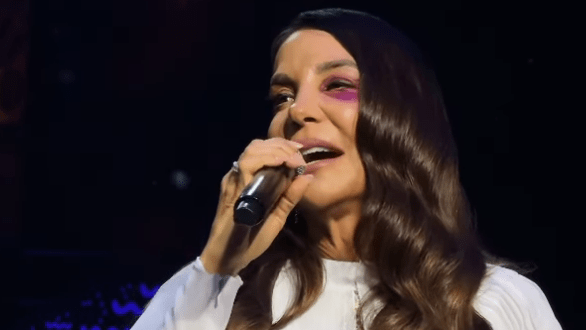 Ivete Sangalo comanda show no BBB 26 após cirurgia no&nbsp;rosto