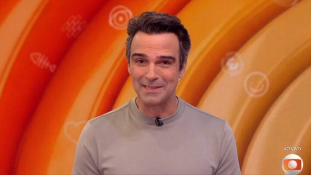 Tadeu Schmidt fala sobre paredão falso no&nbsp;#BBB26