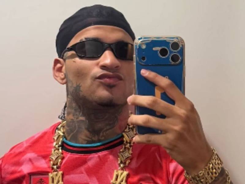 Anderson Neiff passa por procedimento cirúrgico e já se encontra no quarto no Hospital Sírio-Libanês, em São Paulo; Veja&nbsp;foto!