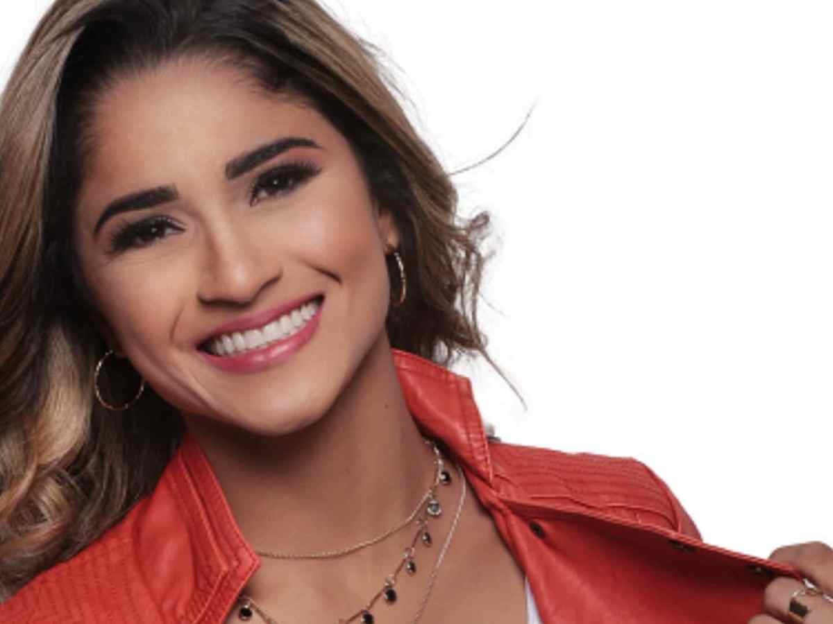 Joyce Tayná lota shopping em pocket show para celebrar 300 anos de&nbsp;Fortaleza