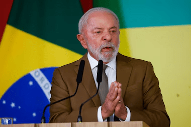 Lula envia ao Congresso projeto que acaba com escala 6×1 e reduz jornada de 44 para 40h&nbsp;semanais