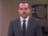 TV Globo interrompe a programação para noticiar tiroteio em jantar que tinha presença de Donald&nbsp;Trump