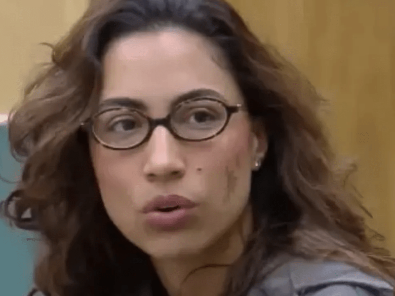 Nikita chama Juliette de ‘chata’ na ‘Casa do&nbsp;Patrão’